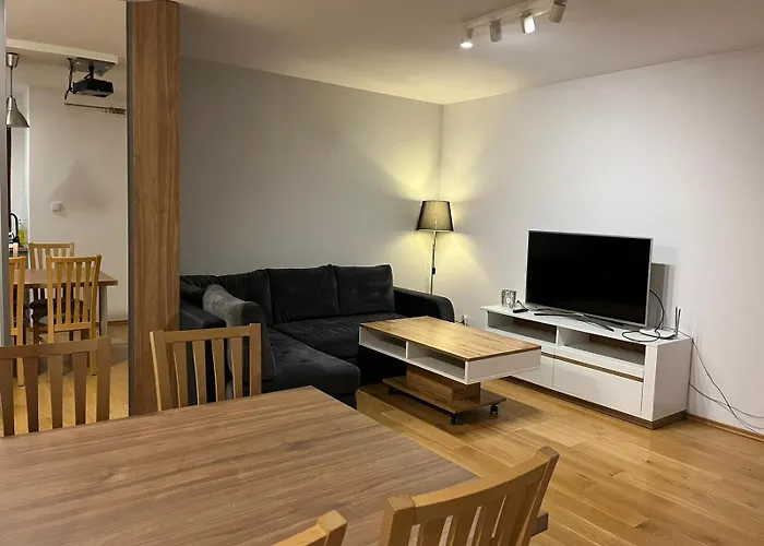 Bianco Reduta Park Free Parking